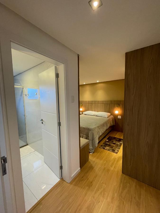 Apartamento Espetacular, 2 Suites, A 30M Da Rua Coberta Gramado Exterior foto