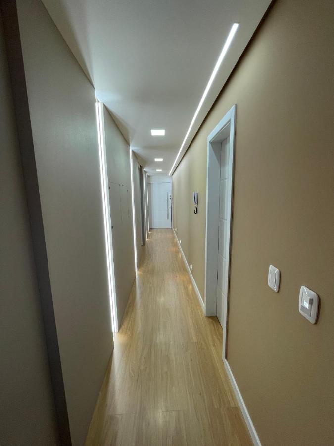 Apartamento Espetacular, 2 Suites, A 30M Da Rua Coberta Gramado Exterior foto