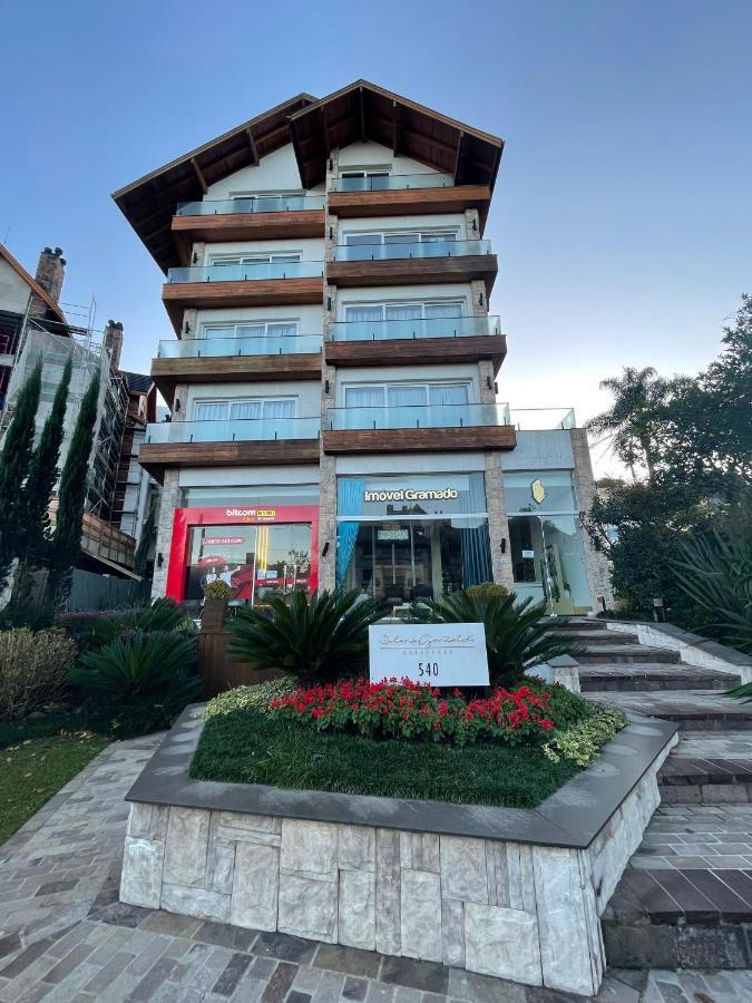 Apartamento Espetacular, 2 Suites, A 30M Da Rua Coberta Gramado Exterior foto